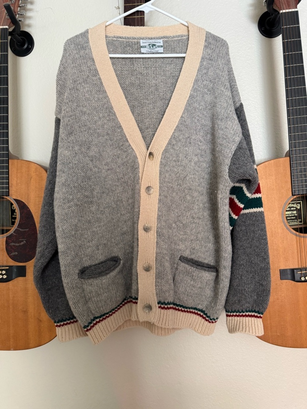 Vintage United Colors of Benneton Shetland Wool Cardigan Made in Italy unisex